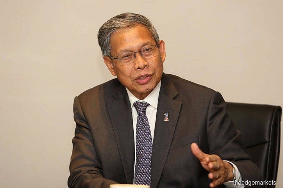 Datuk Seri Mustapa Mohamed makanashiu